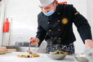 ���͵ľ�ҵǰ����Σ�