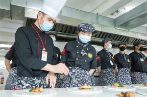 ��ѧ����ȴ�����Ҳ���������������нˮ��������ʲô����