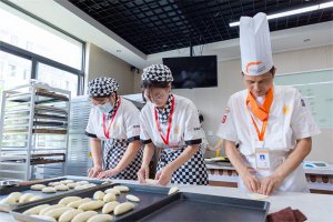 ѧ�������ѡ�����ѵѧУ