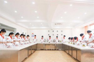 ��ѧ�決��Ӧ��ȥ����ѧ�ȽϺã�