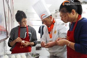 ��ĩ��ʦ��ѵ������ĺã������ĸ���ʦ��ѵѧУ���ף�