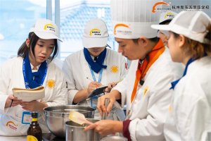 ������ҵ��ͥ˫˫��˵ġ��������裢 ���Ͻ�����һ����ѧ�決��