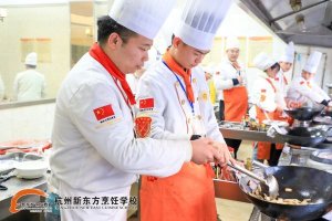 ���ڳ�ʦ��ѵ���ĸ���