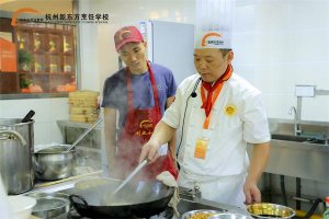 ��С�Ե괴ҵȫ����