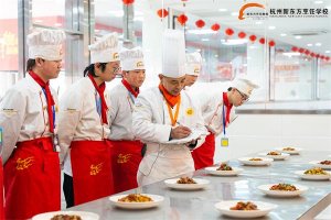 ѧ��ʦ��ʲôѧУ�Ƽ�