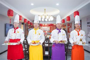 �ʹ�ѧ��pk��ҵ��������ְУ��Ϊʲô�е�����